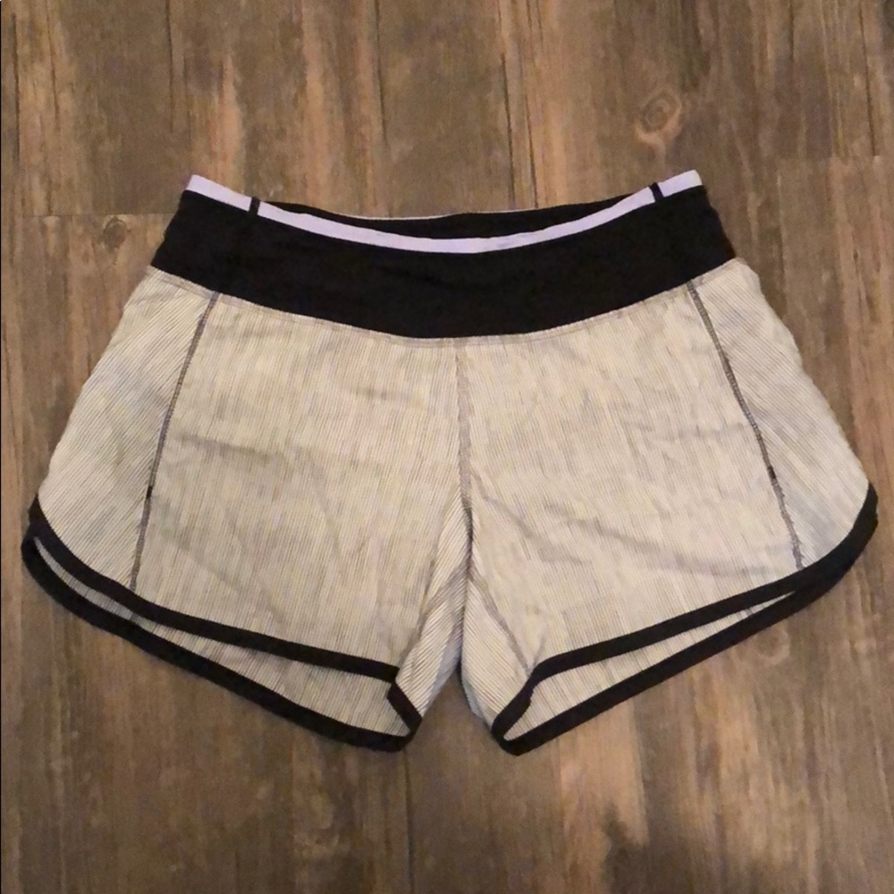 Lululemon athletic speed short size 2